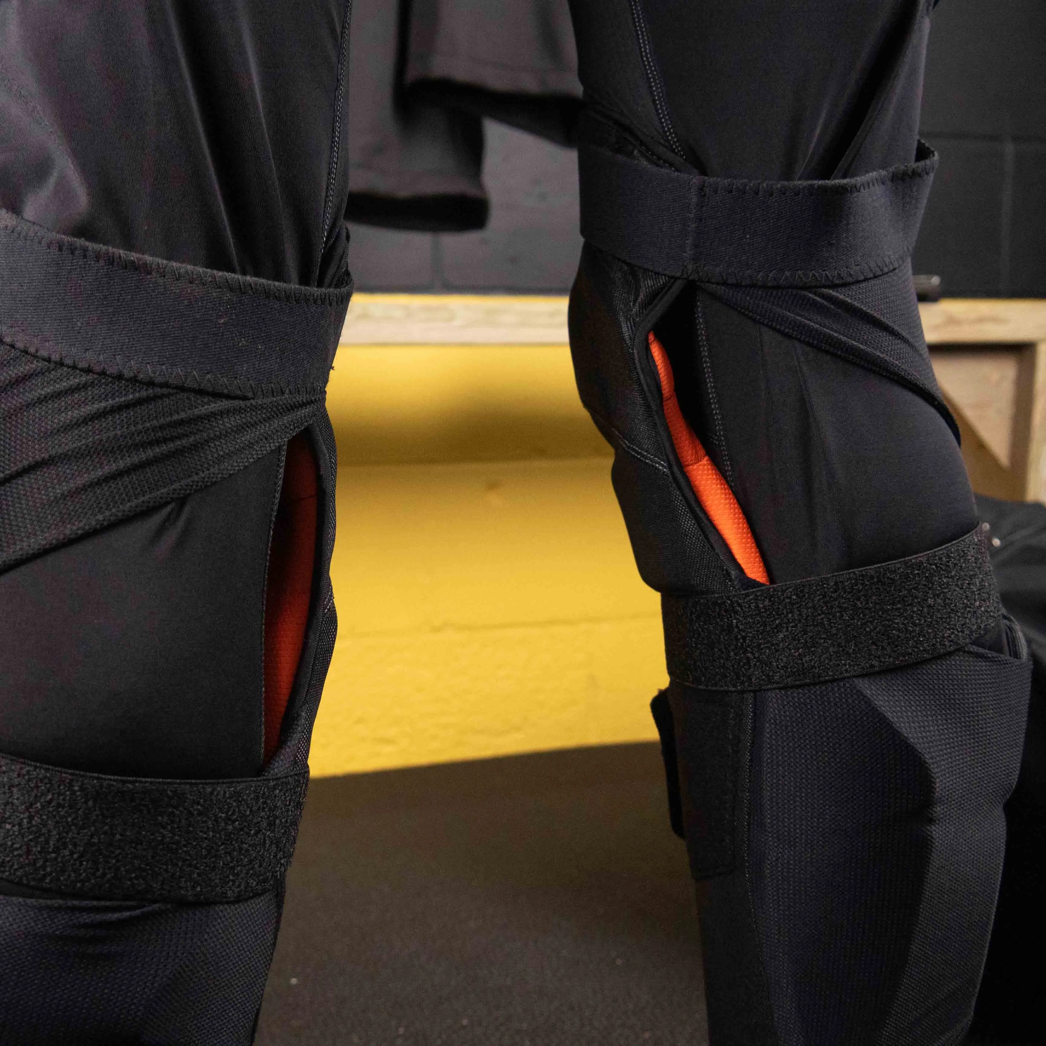 CCM SGREF REFEREE SHIN GUARDS