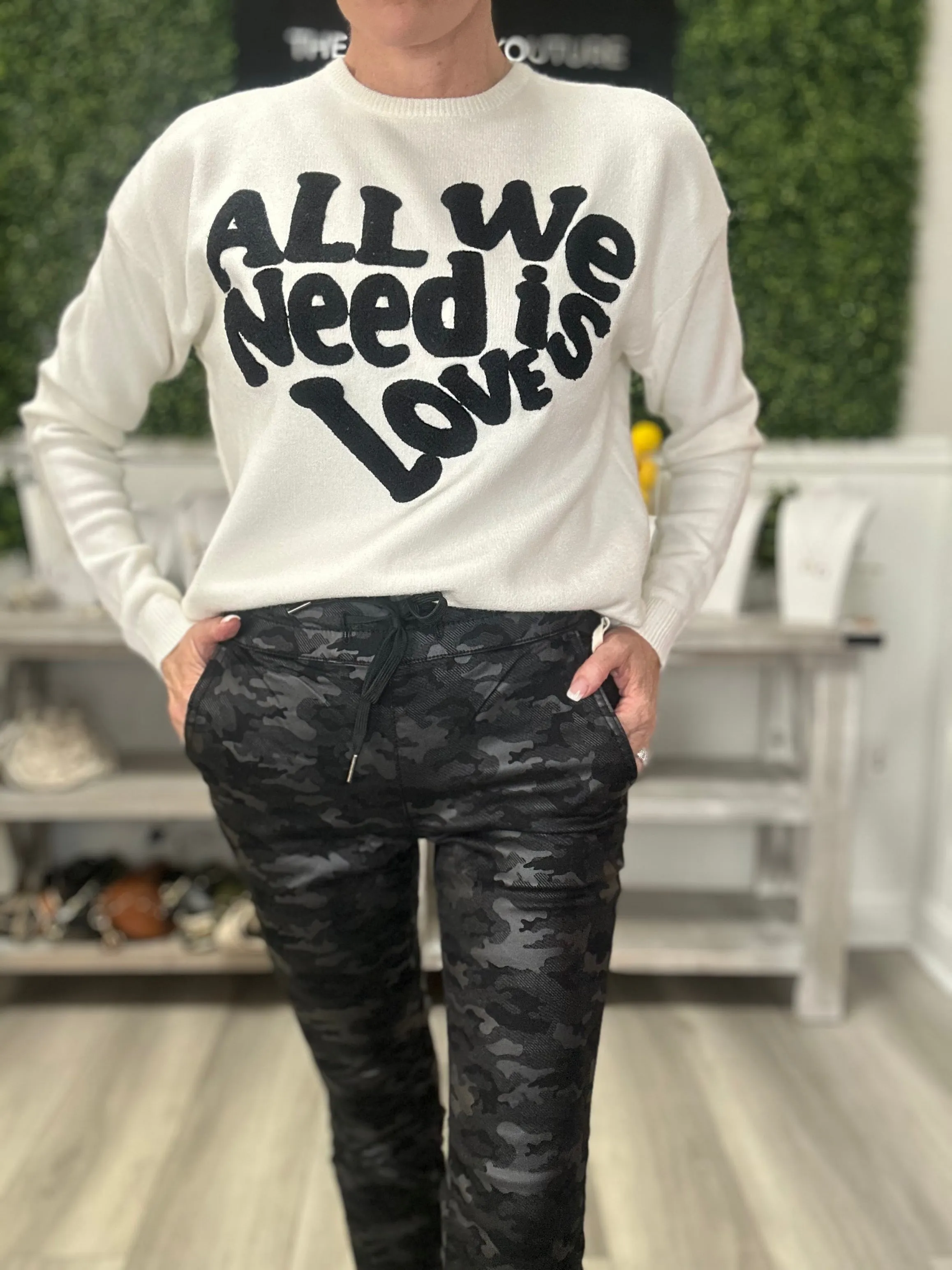 Chic Camo Jogger