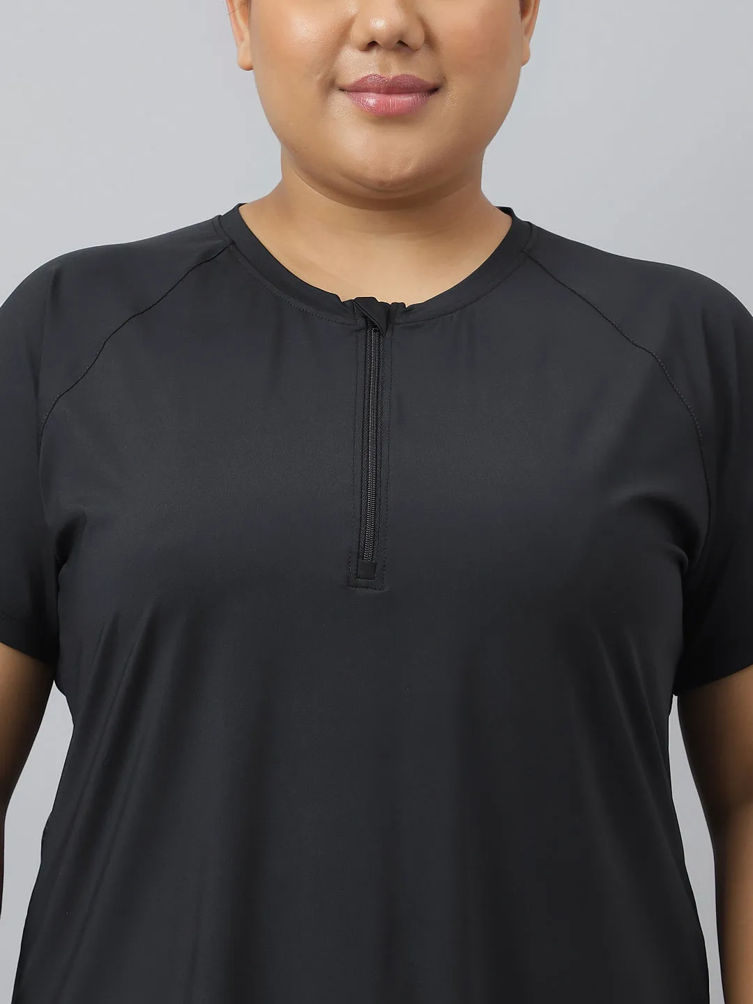 Fitkin Plus Size Black Front Zipper Short Sleeve Training Tshirt