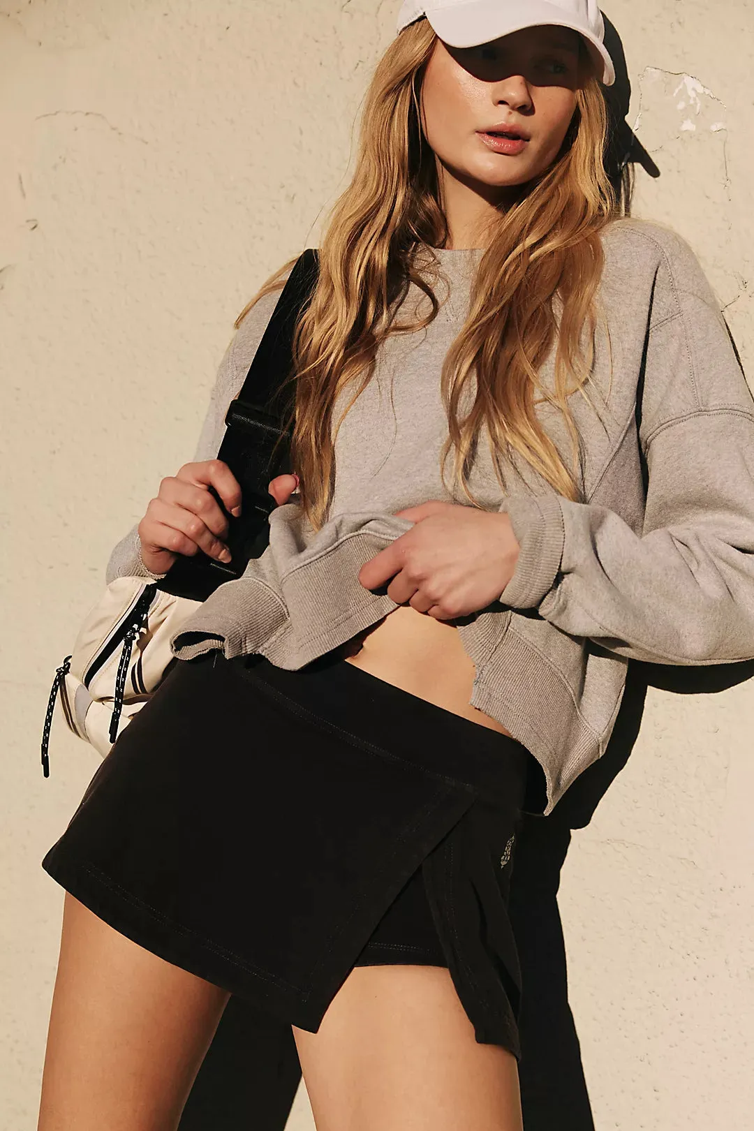 FREE PEOPLE HOT SHOT MINI SKORT