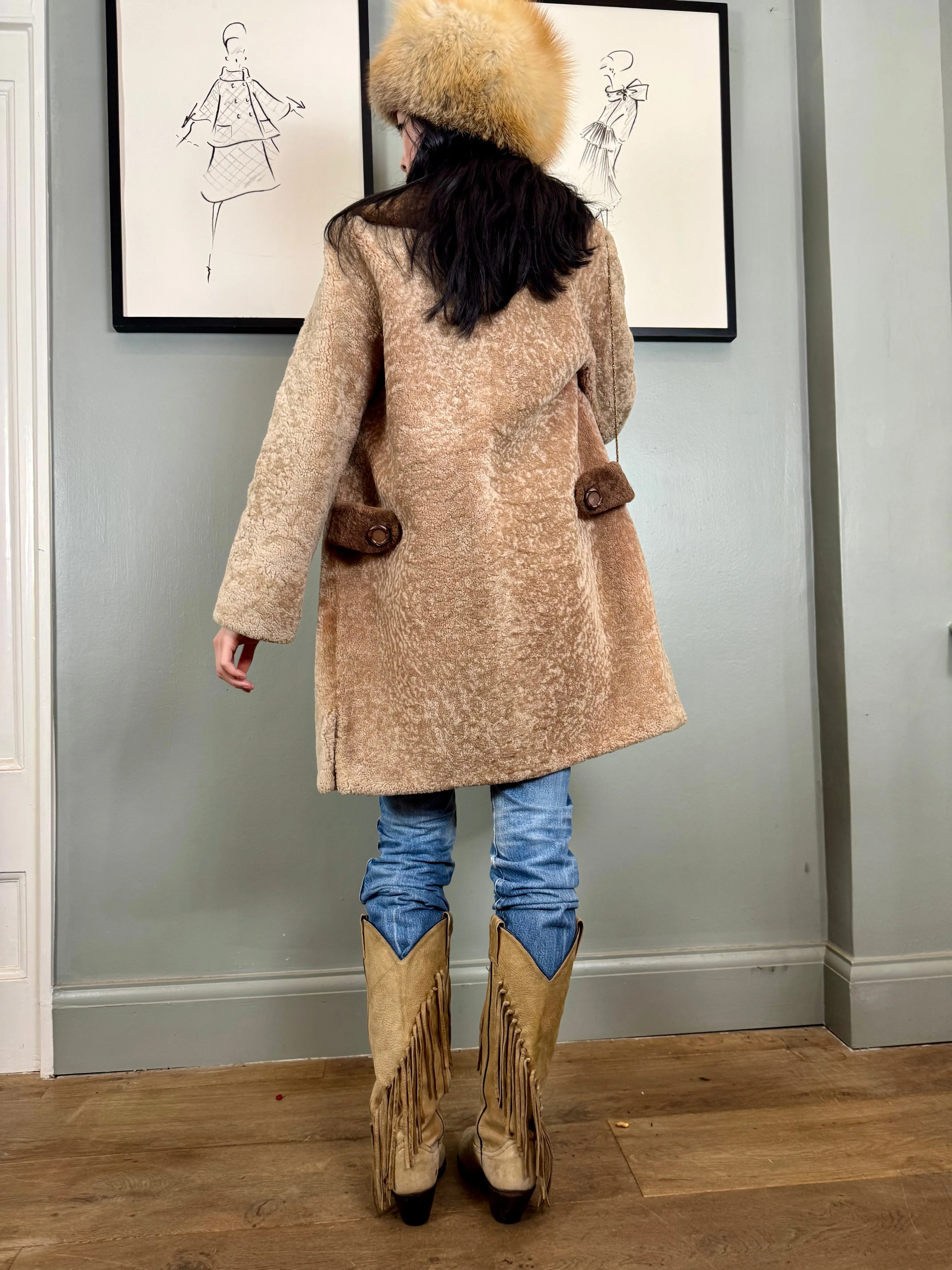 Joyce, 70s two tone teddy coat