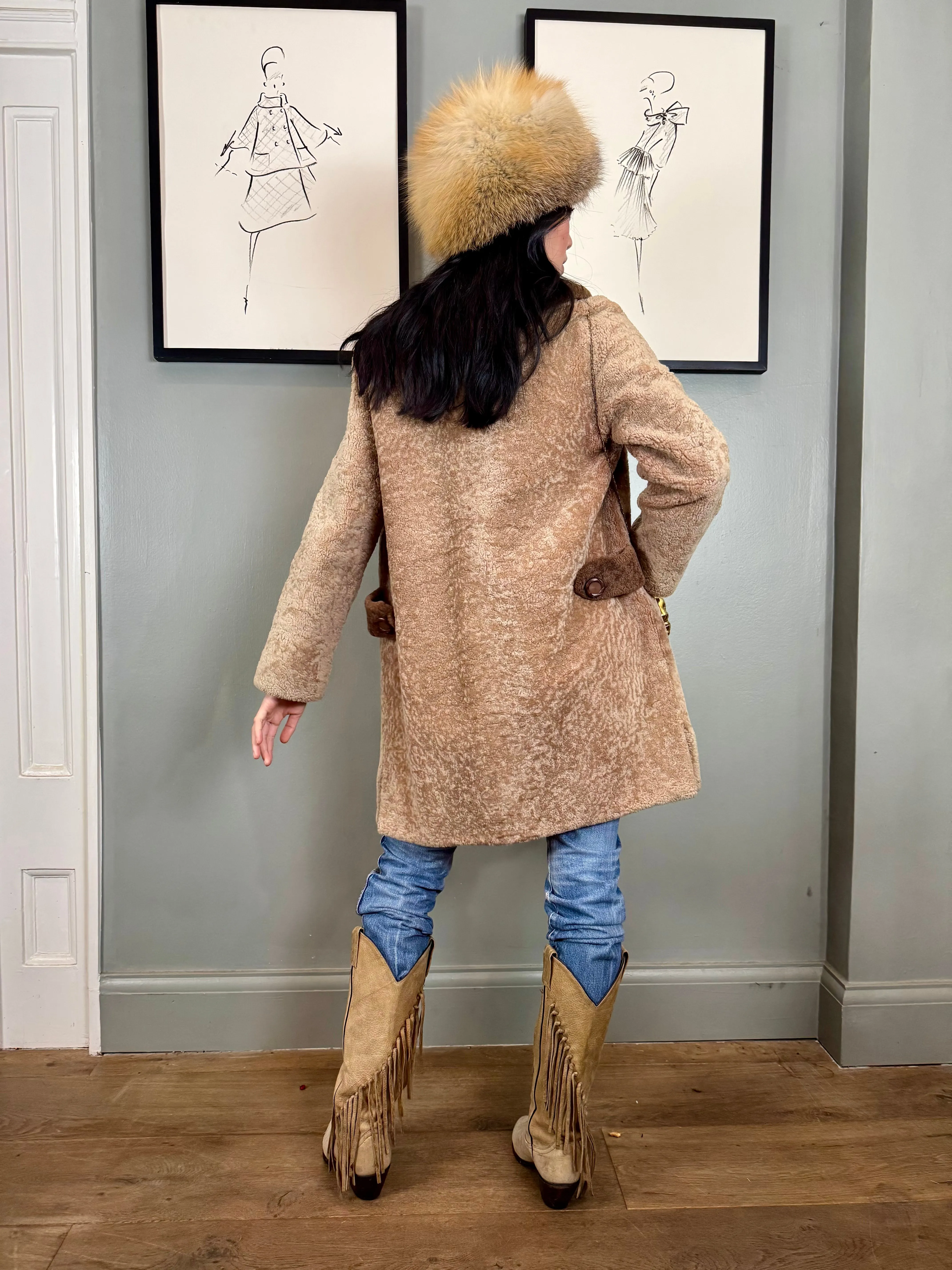 Joyce, 70s two tone teddy coat