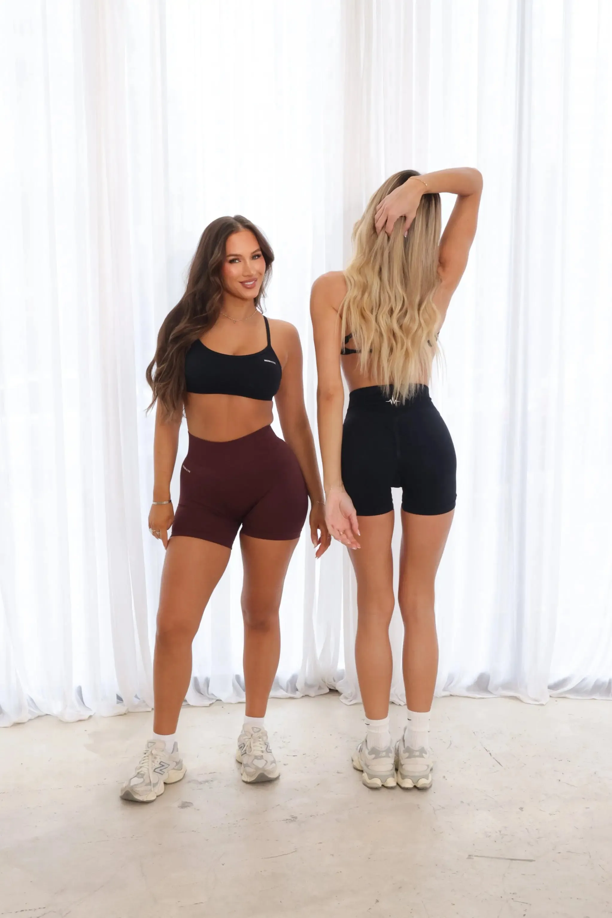 Pulse Seamless Scrunch Shorts - Plum