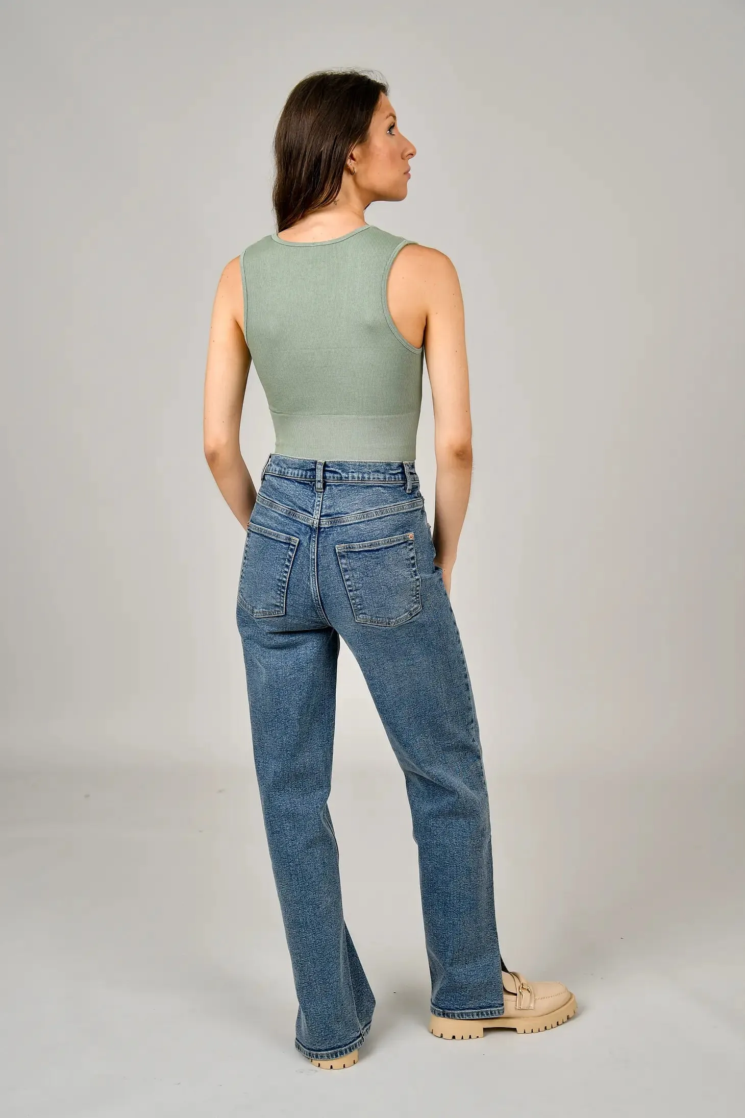 Sylvie Reversible Crew Vneck Top | Lily Pad